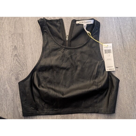 BCBGeneration Crop Tank Black Top Faux Leather Back Zip Size 0 NWT Fast Shipping - Picture 12 of 16